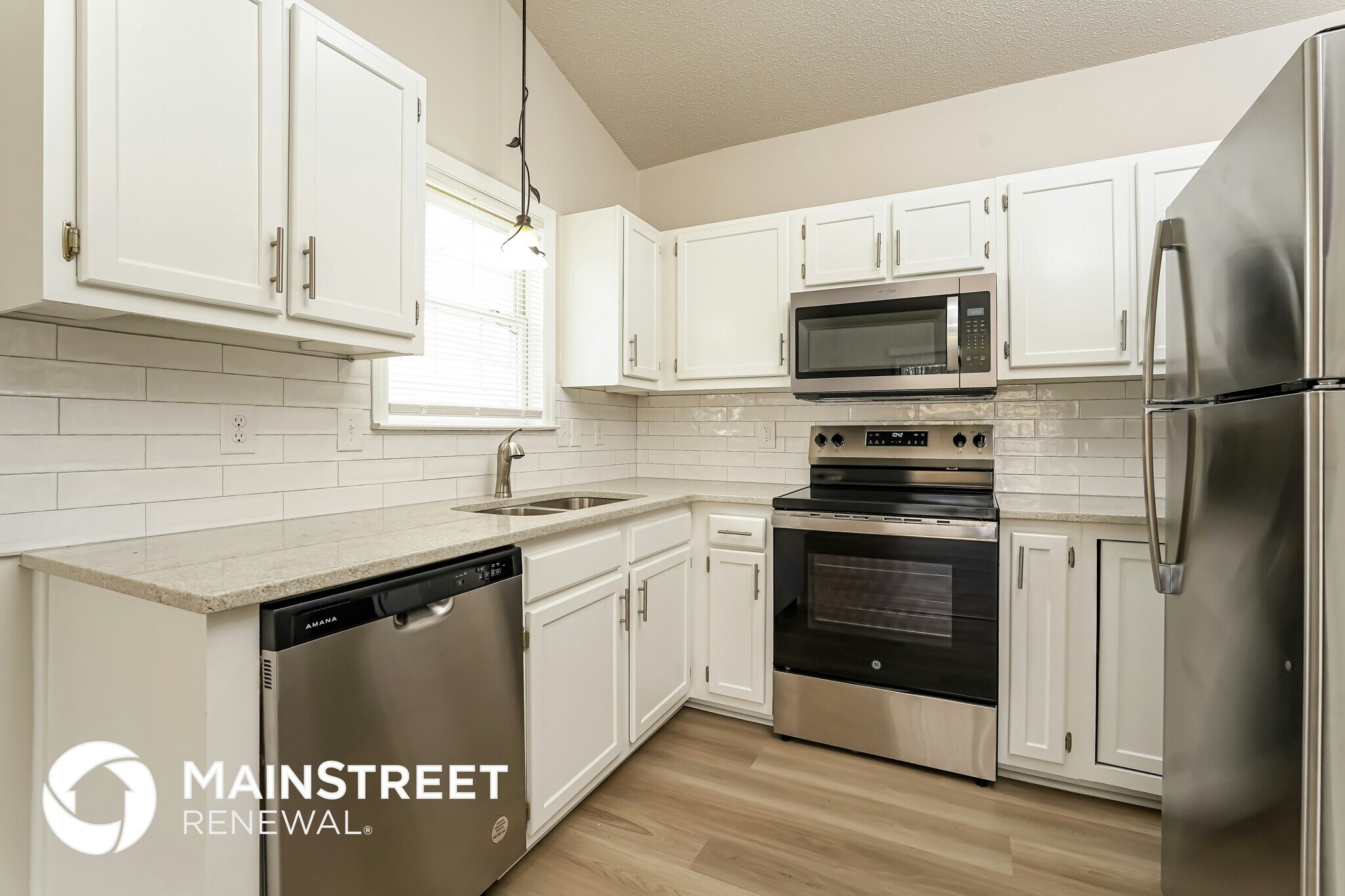 Building Photo - 1 Savannah Ln