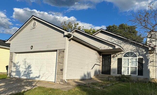 Primary Photo - 200 Tipchik Dr