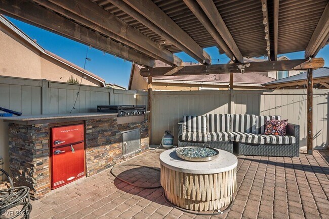 Building Photo - 3771 Prairie Orchid Ave