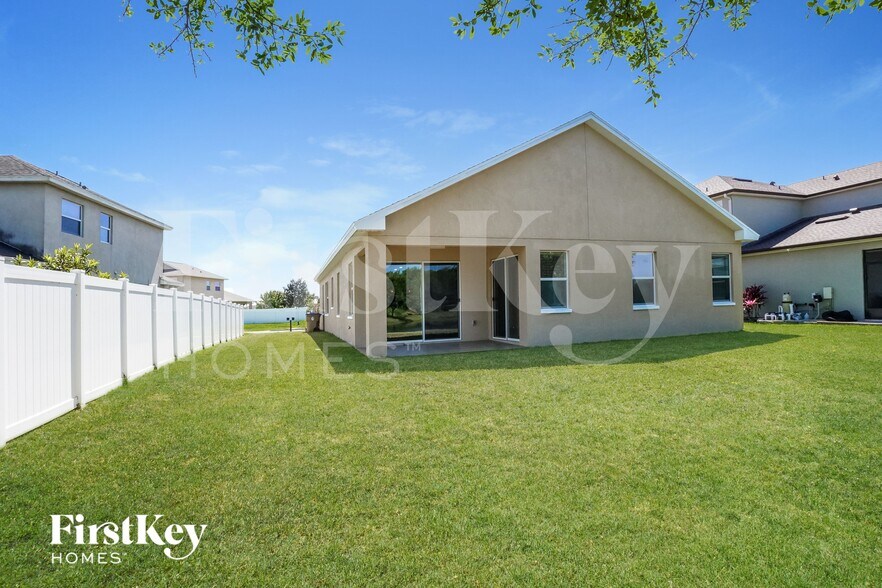 Building Photo - 4403 Biscayne Breeze Way