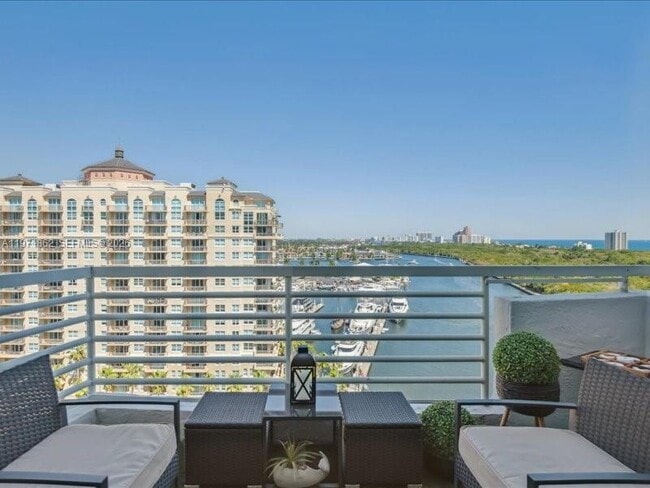 Building Photo - 2670 E Sunrise Blvd