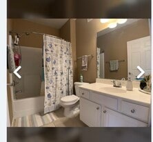 Building Photo - 6255 Beechtree Dr