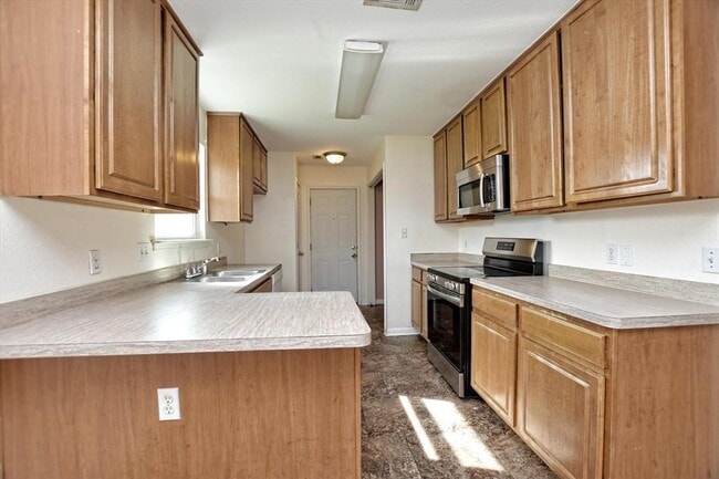 Building Photo - 804 Sable Trail Ct