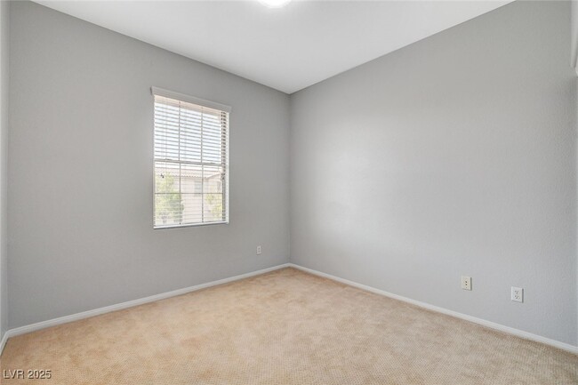 Building Photo - 10482 Calico Pines Ave