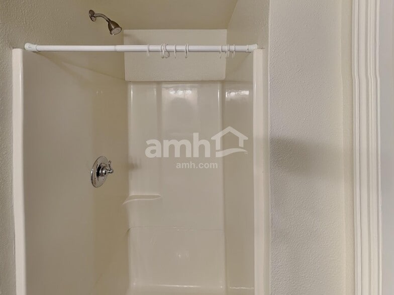 Building Photo - 8384 S Etude Dr