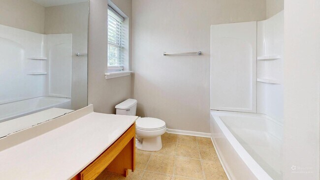 Building Photo - 10131 Ballyclare Ct