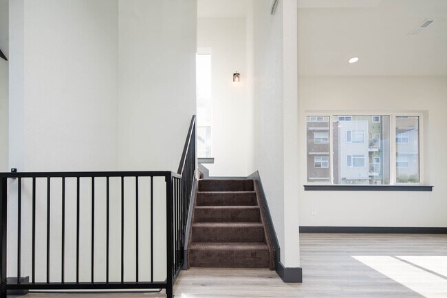 Building Photo - 3569 S Pennsylvania St