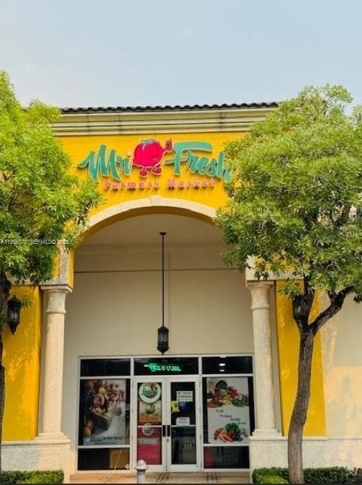 Building Photo - 2020 NE 135th St