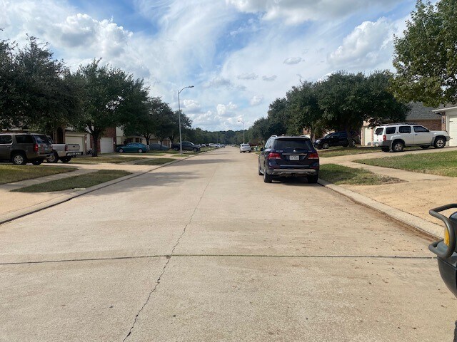 Building Photo - 15330 Forest Creek Farms Dr