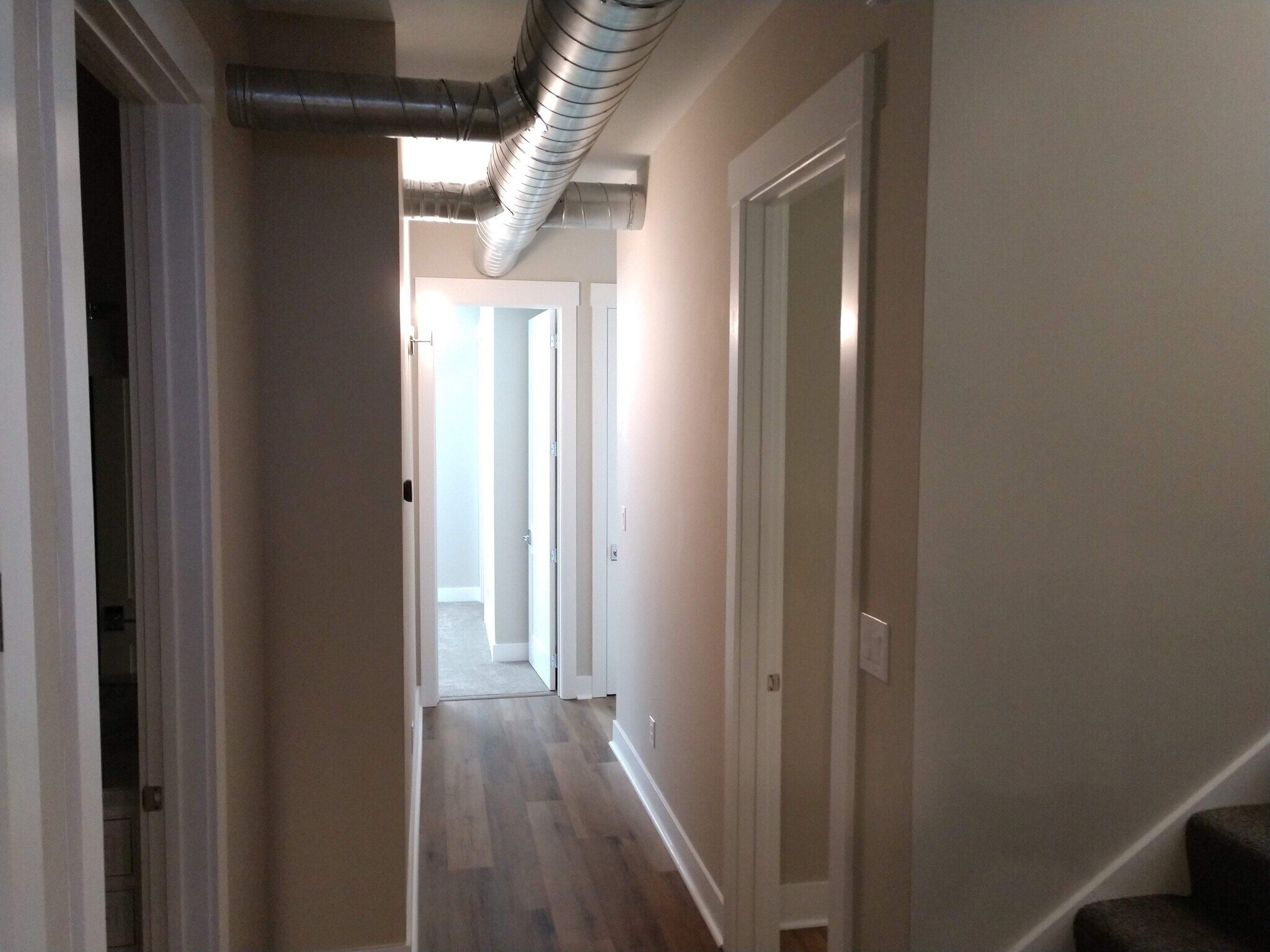 Building Photo - 25 S Plum St