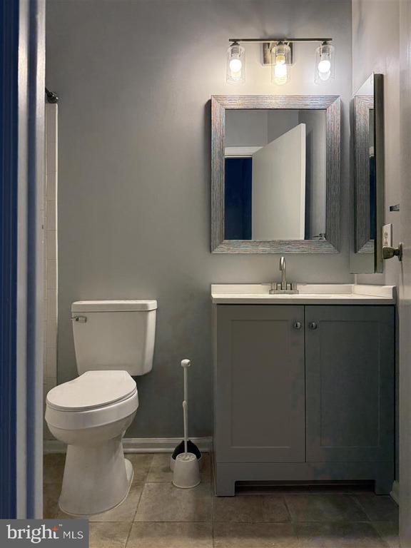 Building Photo - 102 Smoothleaf Ln