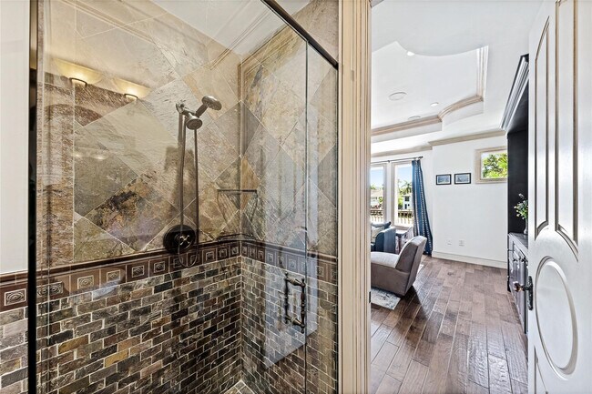 Building Photo - 42 Nurmi Dr