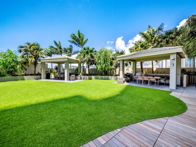 Building Photo - 1374 Kapi‘olani Boulevard-SI ID1327705P