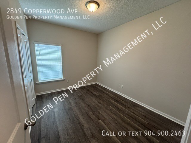 Building Photo - 2849 Copperwood Ave