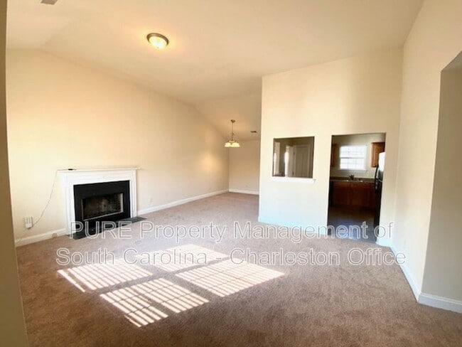 Building Photo - 229 Equinox Cir