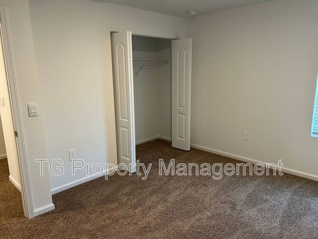 Building Photo - 9179 Stony Brk Rd