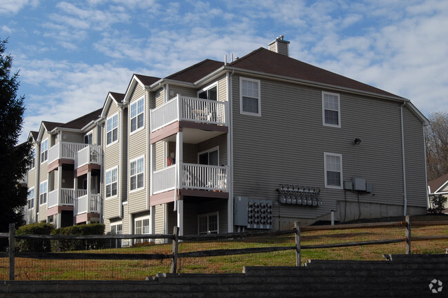 Building Photo - Stone Hill Apartments