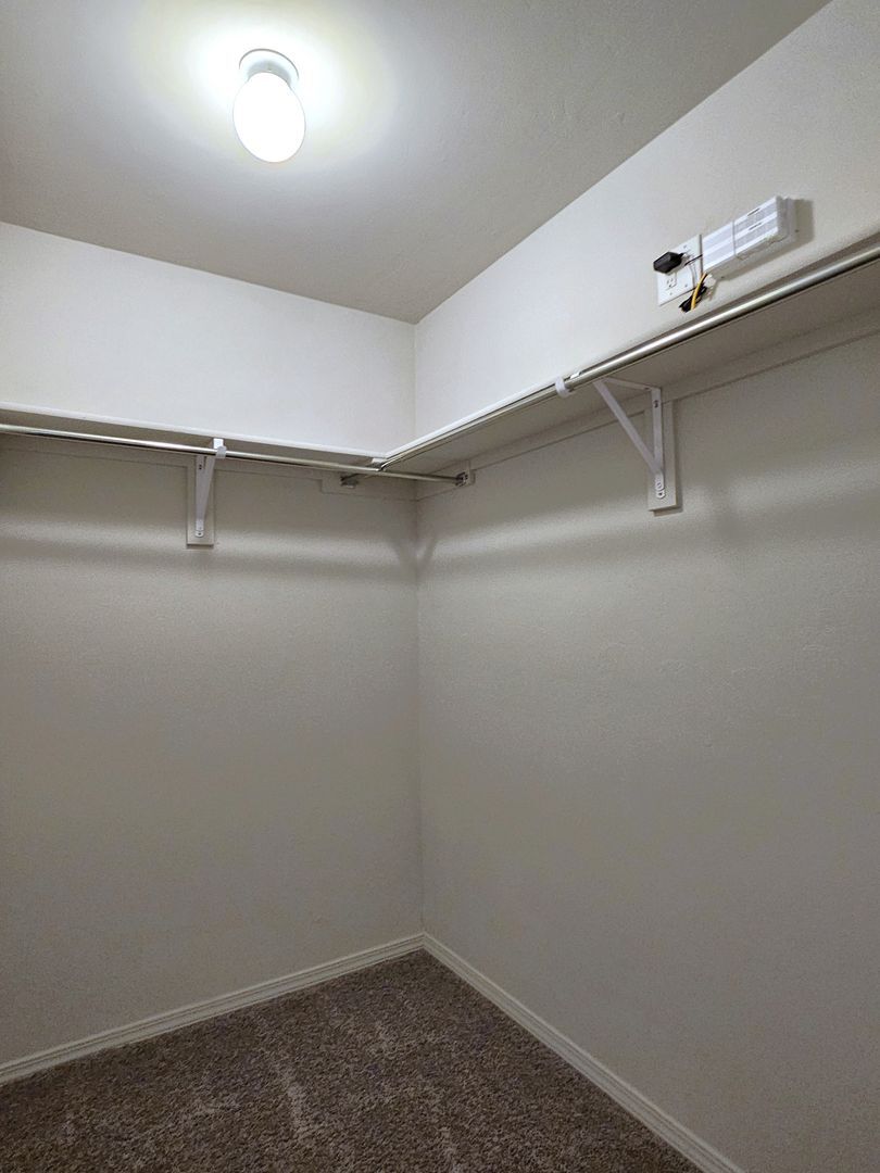 Building Photo - 4308 Driftwood Dr