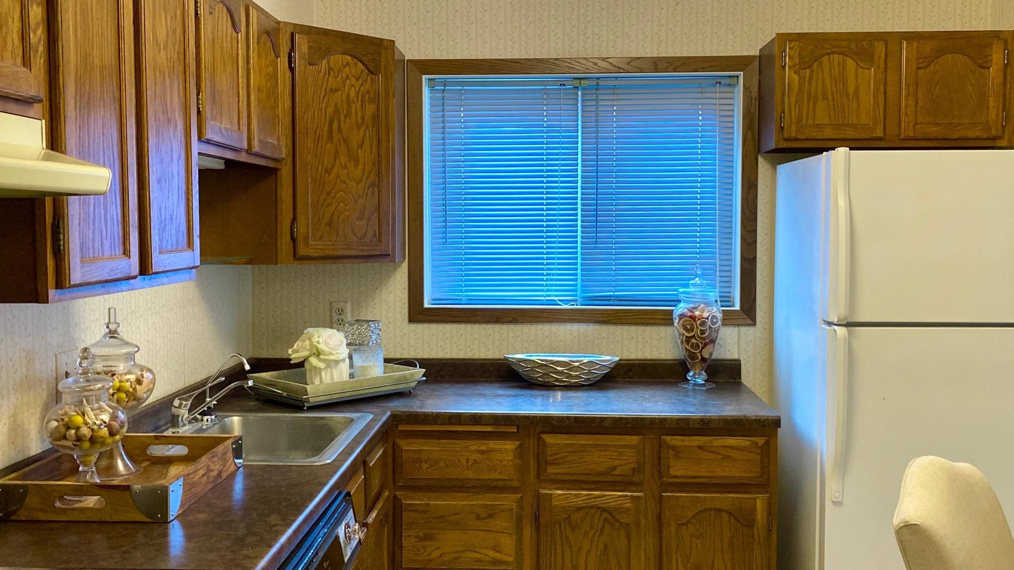 Building Photo - 350 Ford Rd