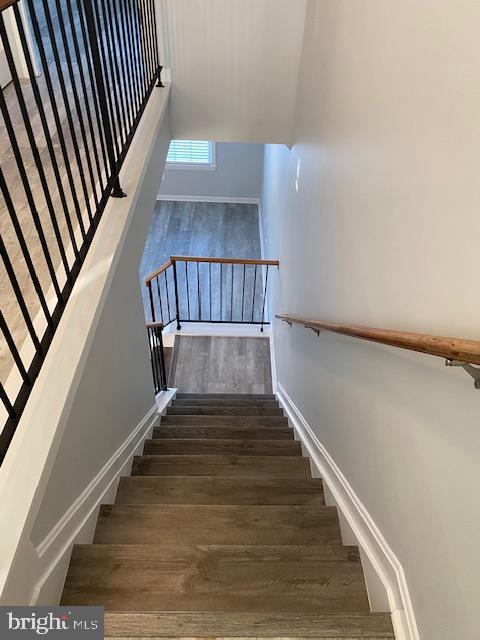 Building Photo - 1408 Nutwood Ct
