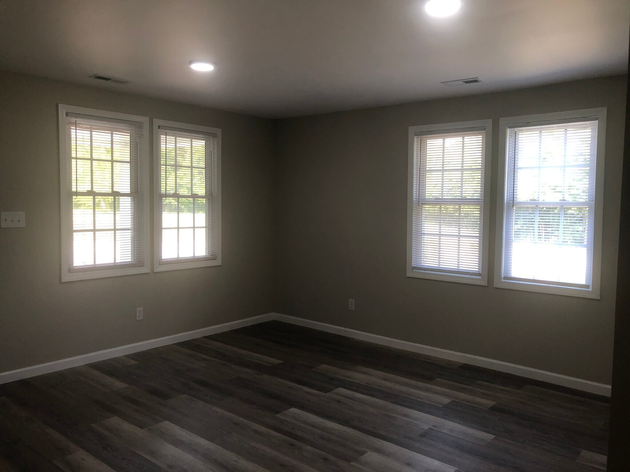 LIving Room - 381 Big Hill Rd