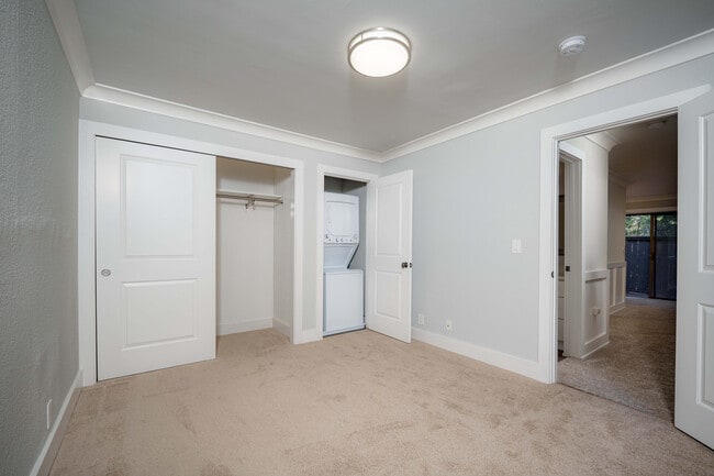 Marquee 1804N bed1 (1) - Marquee at Diablo Pines