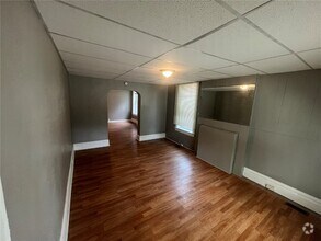 Building Photo - 3135 Chippewa St