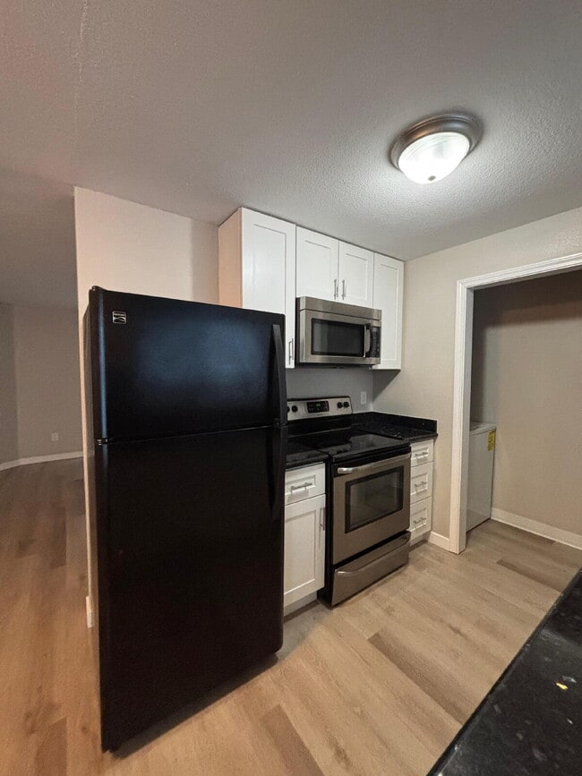 Building Photo - *1626 S G St #4, Tacoma, WA*