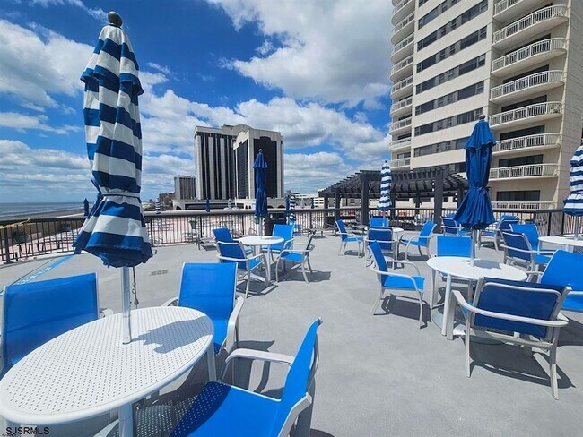 Building Photo - 3101 Boardwalk