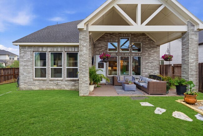 Building Photo - 31839 Grand Orch Ln