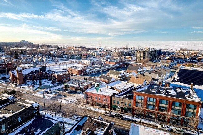 Building Photo - 1387 W 69th St