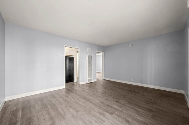 Building Photo - 4108 Palmwood Dr
