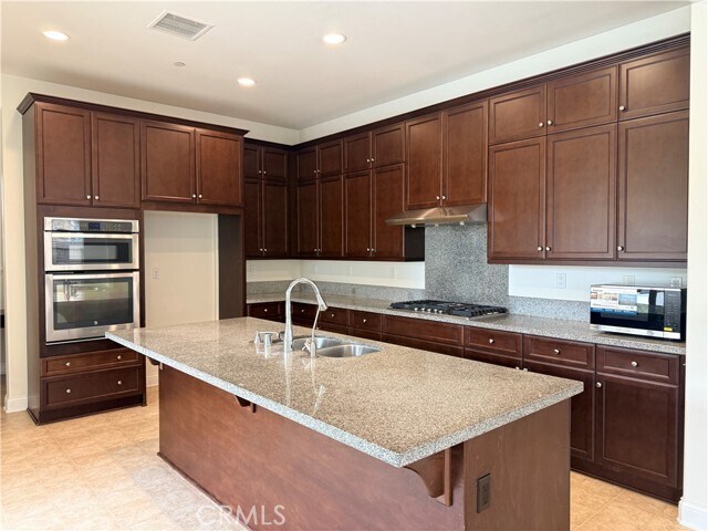 Building Photo - 6012 Porto St