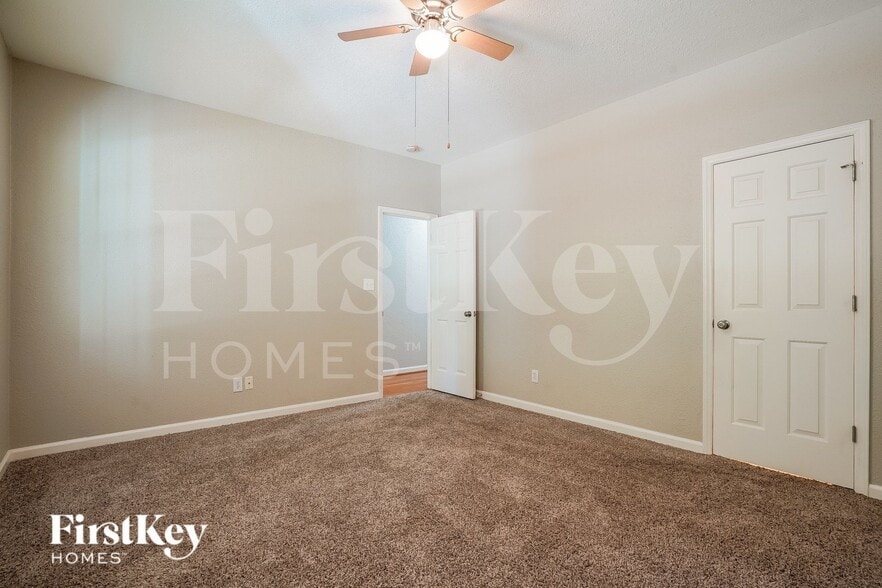 Building Photo - 3501 Donner Trail