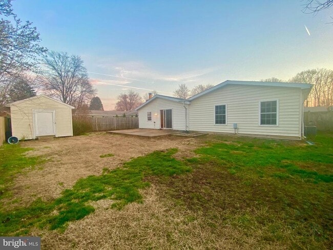 Building Photo - 1042 S Ironwood Rd