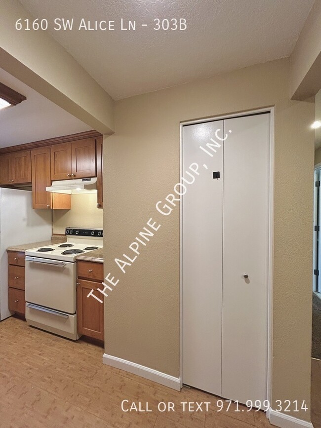 Building Photo - Spacious Condo in Beaverton! Utilities Inc...