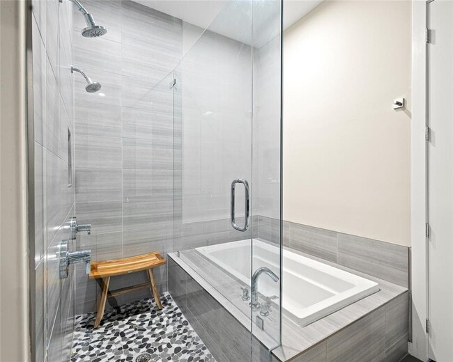 Building Photo - 5921 Hiline Rd