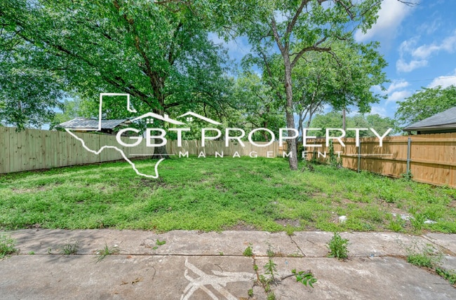 Building Photo - Spacious 4 Bed, 2 Bath Home for Rent – Reuter Ave, Waco, TX