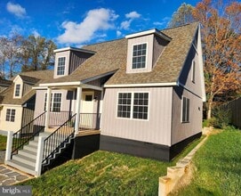 Building Photo - 171 N Madison St