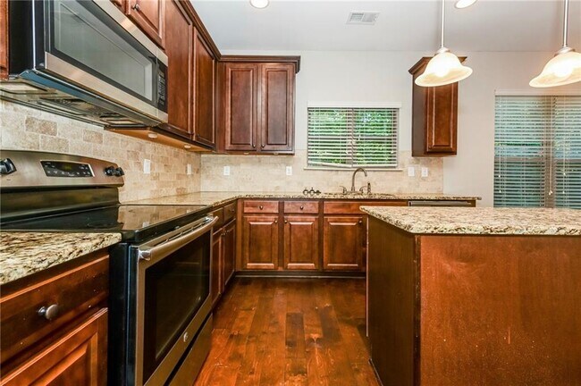 Building Photo - 9865 Musket Ridge Cir