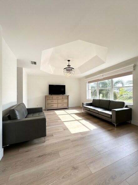 Building Photo - 1891 SW 148th Way