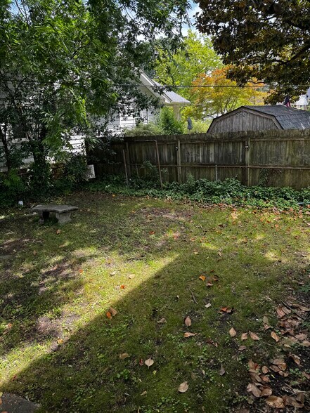 Building Photo - 4508 Mayflower Rd