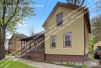 Building Photo - 1521 N Park St