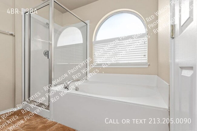 Building Photo - 12134 Lantana Cove