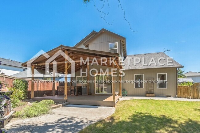 Building Photo - 304 NW 25th Pl