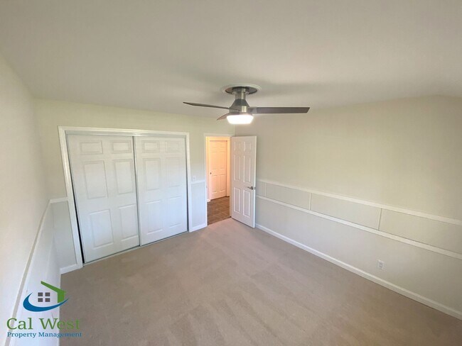 Building Photo - 4346 Glenmont Dr