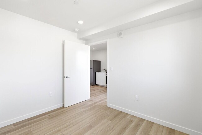 Building Photo - 7655 San Pedro St