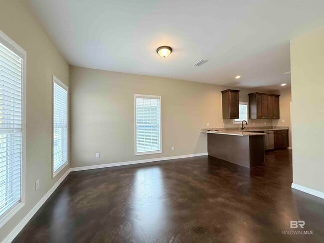 Building Photo - 33071 Stables Dr E