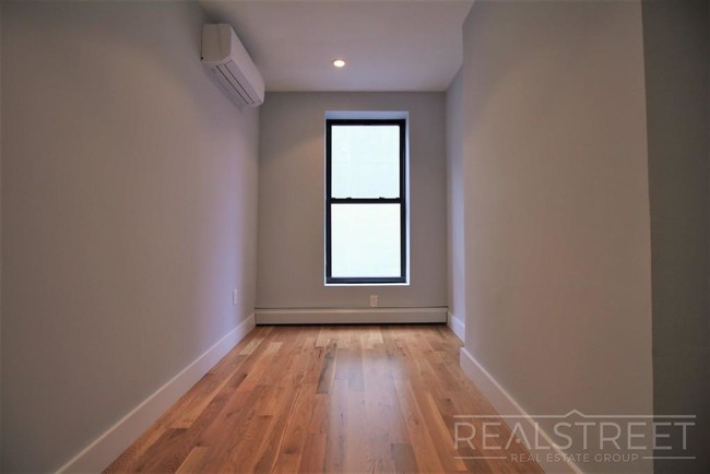 Building Photo - Brand NEW 2 Bed in Bed Stuy