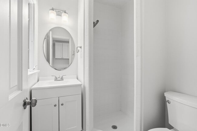 Building Photo - 1504 Homestead Rd